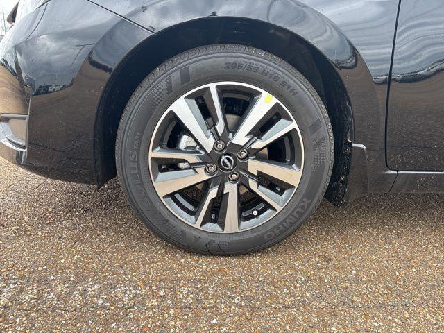 new 2025 Nissan Versa car, priced at $20,240