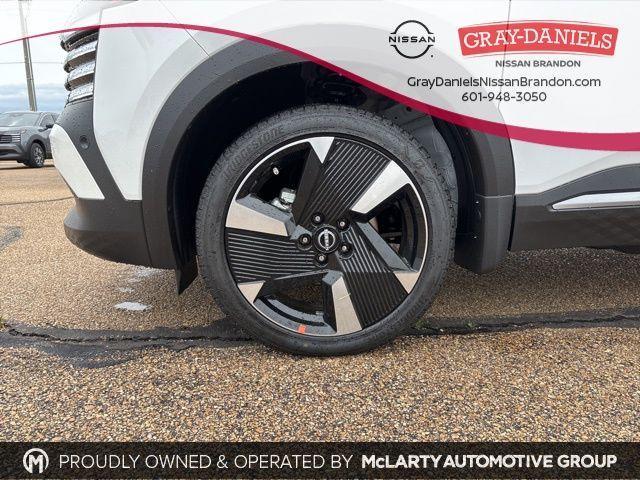 new 2025 Nissan Kicks car, priced at $28,093