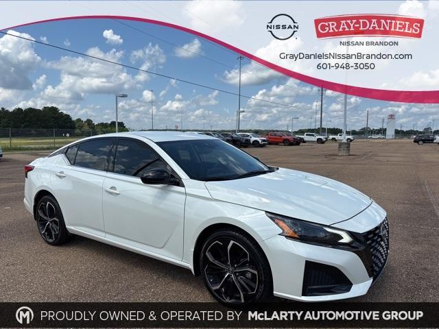 used 2023 Nissan Altima car, priced at $23,600