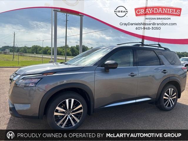 new 2025 Nissan Pathfinder car, priced at $51,146