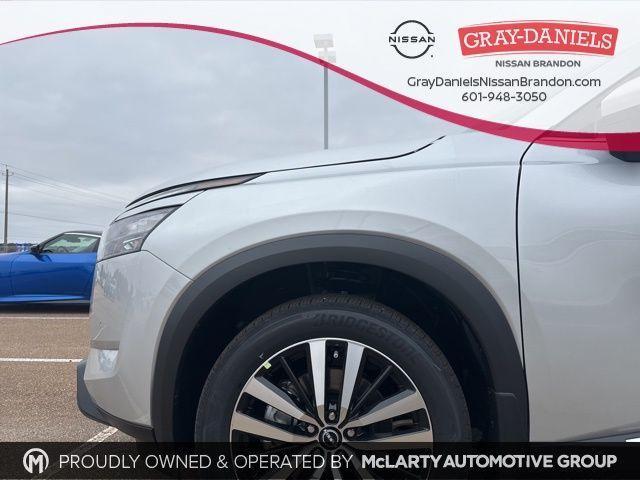 new 2025 Nissan Pathfinder car, priced at $49,216