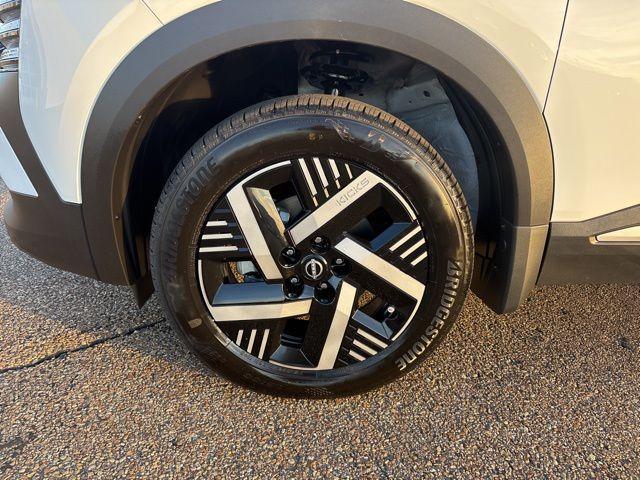 new 2026 Nissan Kicks car, priced at $26,491