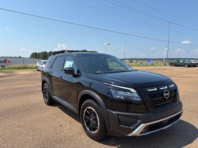 new 2025 Nissan Pathfinder car, priced at $38,863