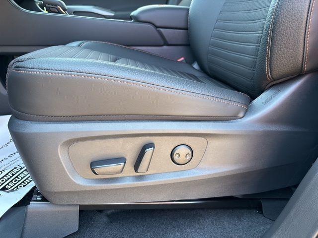 new 2025 Nissan Pathfinder car, priced at $38,863