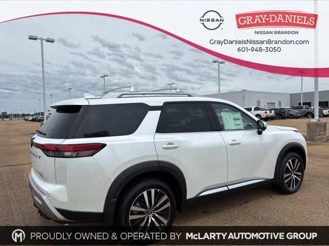 new 2025 Nissan Pathfinder car, priced at $51,056