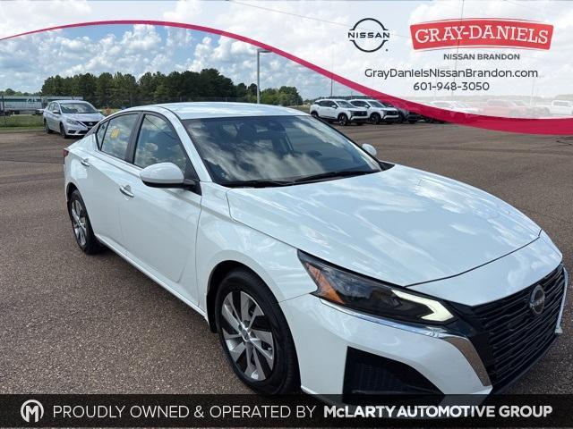used 2023 Nissan Altima car, priced at $20,300