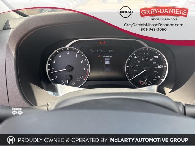 new 2025 Nissan Frontier car, priced at $36,306
