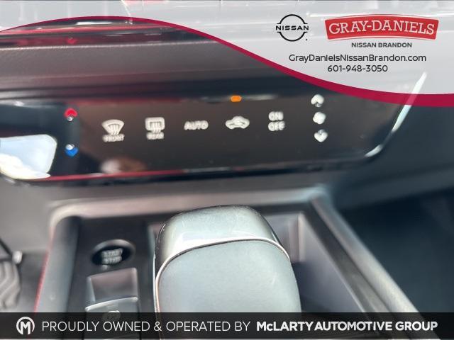 new 2025 Nissan Kicks car, priced at $29,703