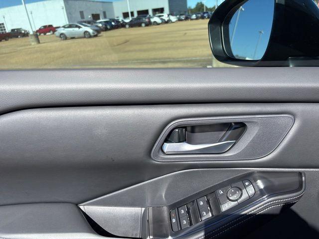 new 2026 Nissan Rogue car, priced at $29,651