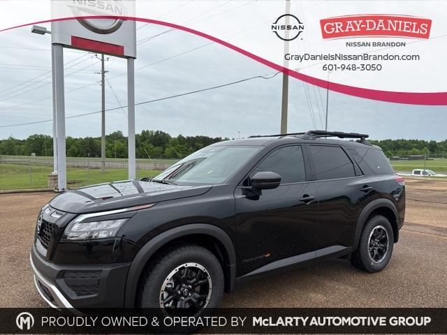 new 2025 Nissan Pathfinder car, priced at $43,678