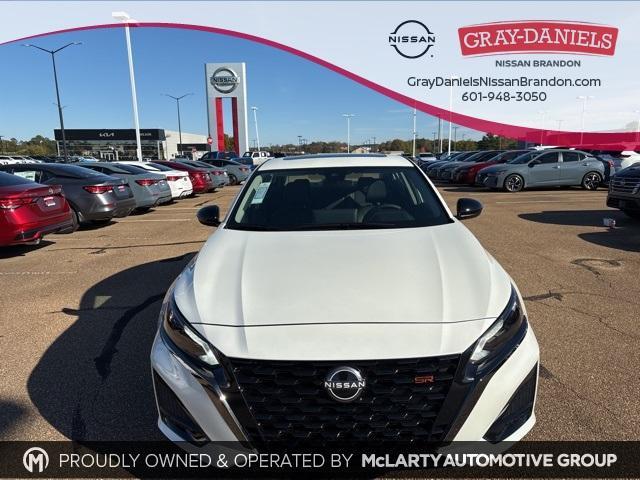 new 2025 Nissan Altima car, priced at $30,941