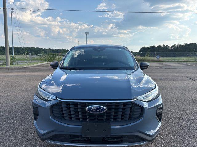 used 2024 Ford Escape car, priced at $24,600