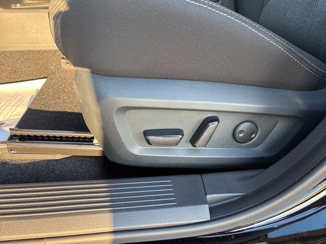 new 2025 Nissan Rogue car, priced at $31,877