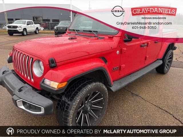 used 2023 Jeep Gladiator car, priced at $32,000