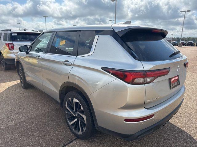 used 2022 Mitsubishi Outlander car, priced at $19,000