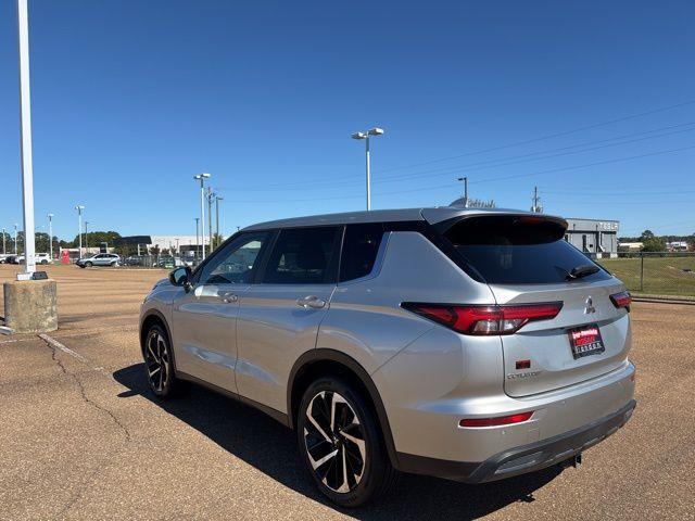 used 2022 Mitsubishi Outlander car, priced at $18,600