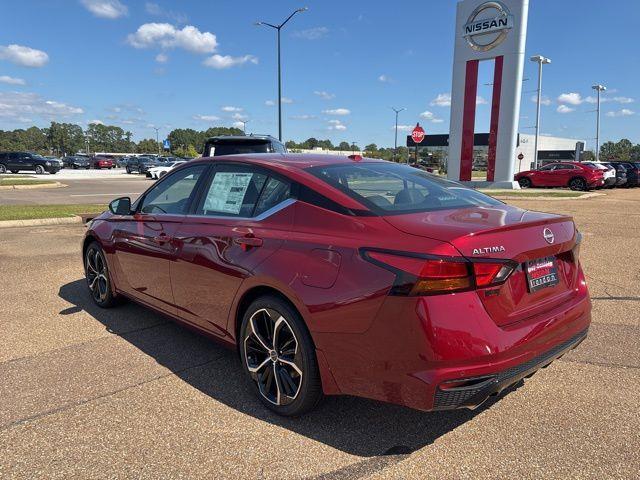 new 2025 Nissan Altima car, priced at $32,352