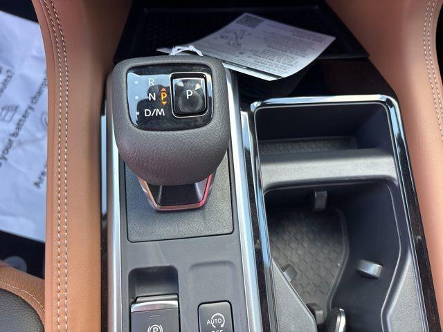 new 2025 Nissan Pathfinder car, priced at $45,618