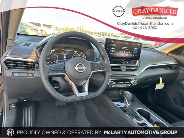 new 2025 Nissan Altima car, priced at $29,036