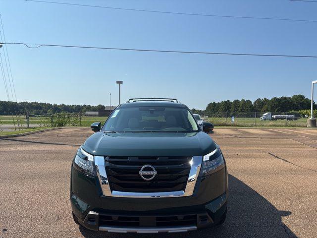 new 2025 Nissan Pathfinder car, priced at $37,026