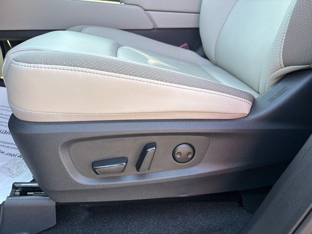 new 2025 Nissan Pathfinder car, priced at $37,026