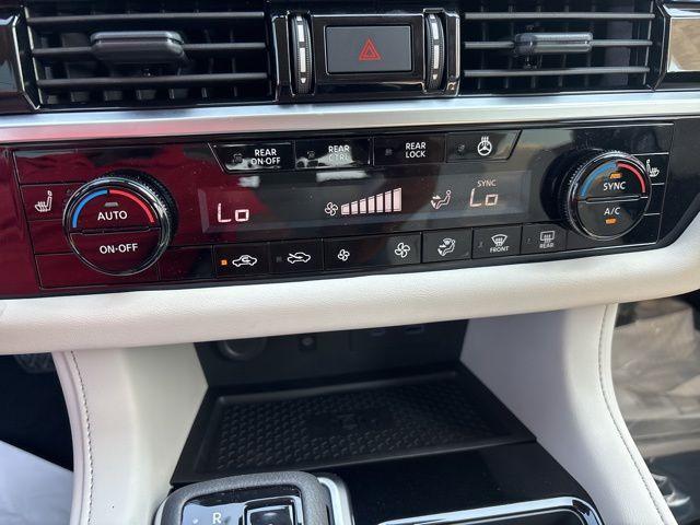new 2025 Nissan Pathfinder car, priced at $37,026