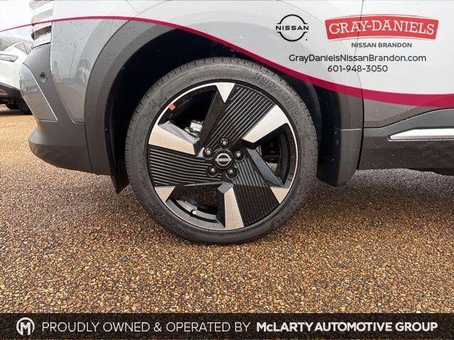 new 2025 Nissan Kicks car, priced at $27,315