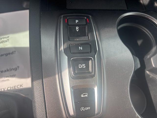 used 2022 Honda Pilot car, priced at $30,000