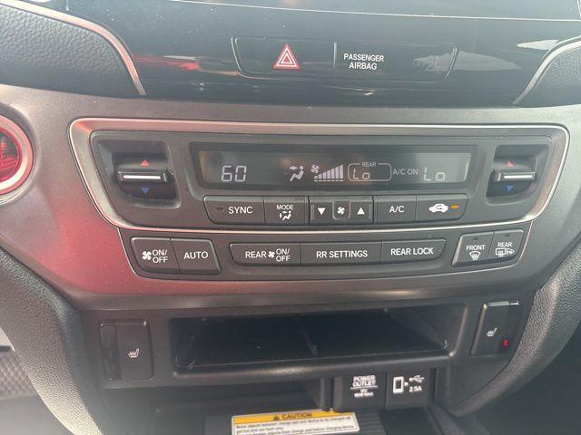 used 2022 Honda Pilot car, priced at $30,000