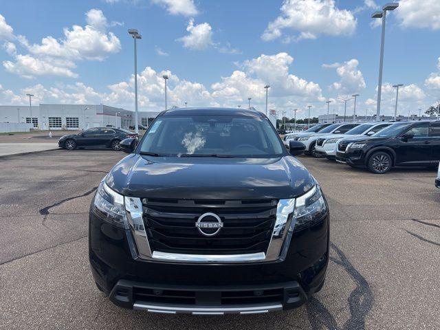 new 2025 Nissan Pathfinder car, priced at $40,930