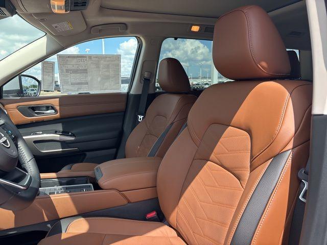 new 2025 Nissan Pathfinder car, priced at $49,027