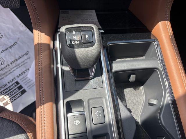 new 2025 Nissan Pathfinder car, priced at $49,027