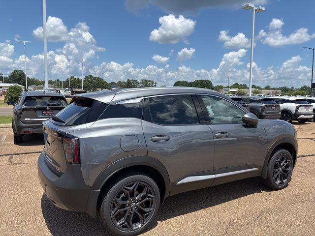 new 2025 Nissan Kicks car, priced at $26,337
