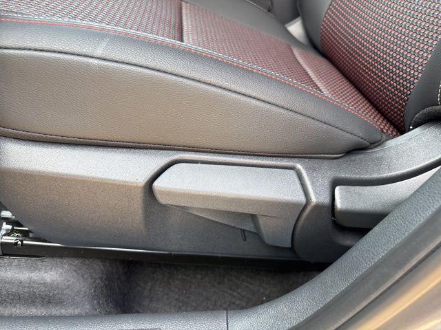 new 2025 Nissan Kicks car, priced at $26,337