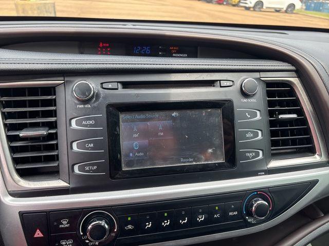 used 2017 Toyota Highlander car, priced at $14,700