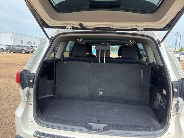 used 2017 Toyota Highlander car, priced at $14,700