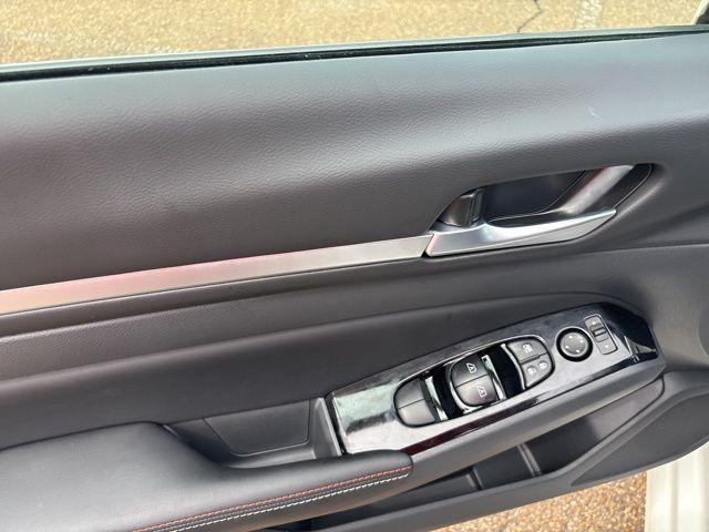 new 2025 Nissan Altima car, priced at $32,352