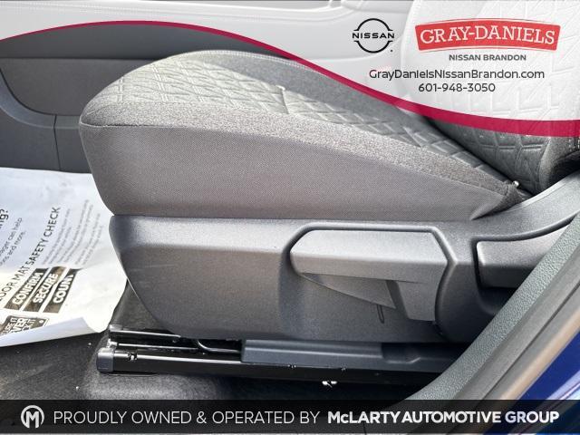 new 2025 Nissan Kicks car, priced at $26,592