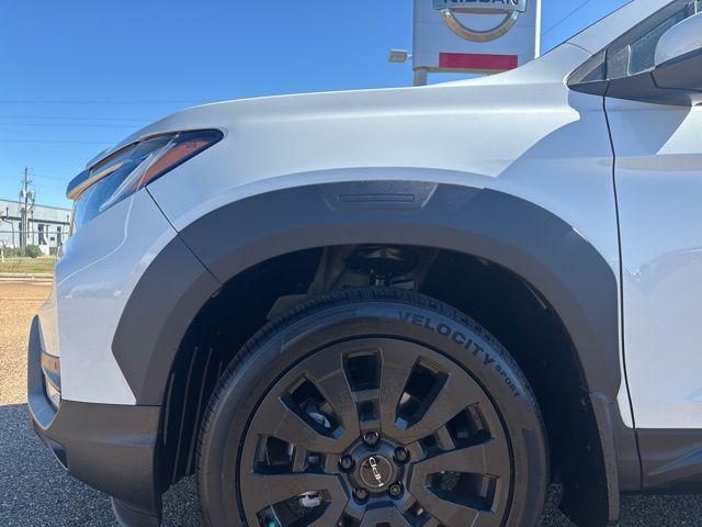 used 2022 Honda Passport car, priced at $25,500