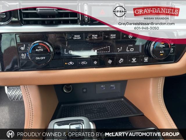 new 2025 Nissan Pathfinder car, priced at $49,674