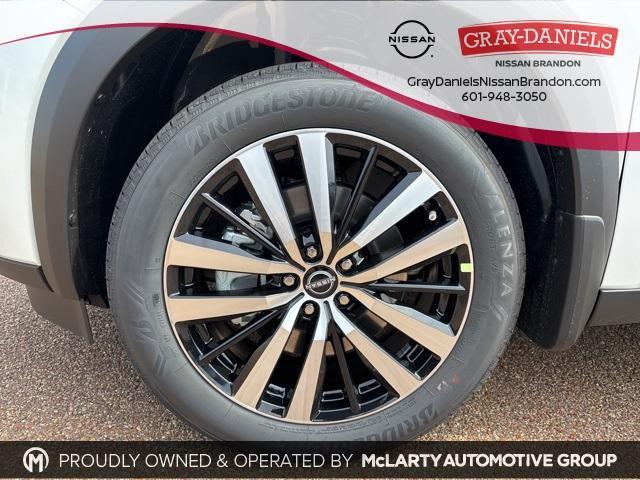 new 2025 Nissan Pathfinder car, priced at $49,674