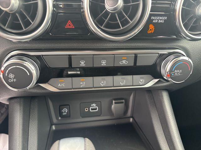 new 2025 Nissan Sentra car, priced at $22,376