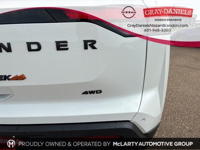 new 2025 Nissan Pathfinder car, priced at $43,678