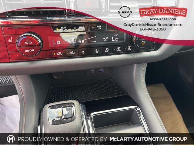 new 2025 Nissan Pathfinder car, priced at $43,678