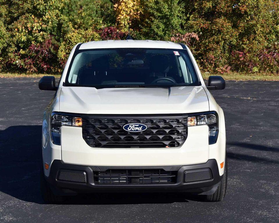 new 2025 Ford Maverick car, priced at $29,270