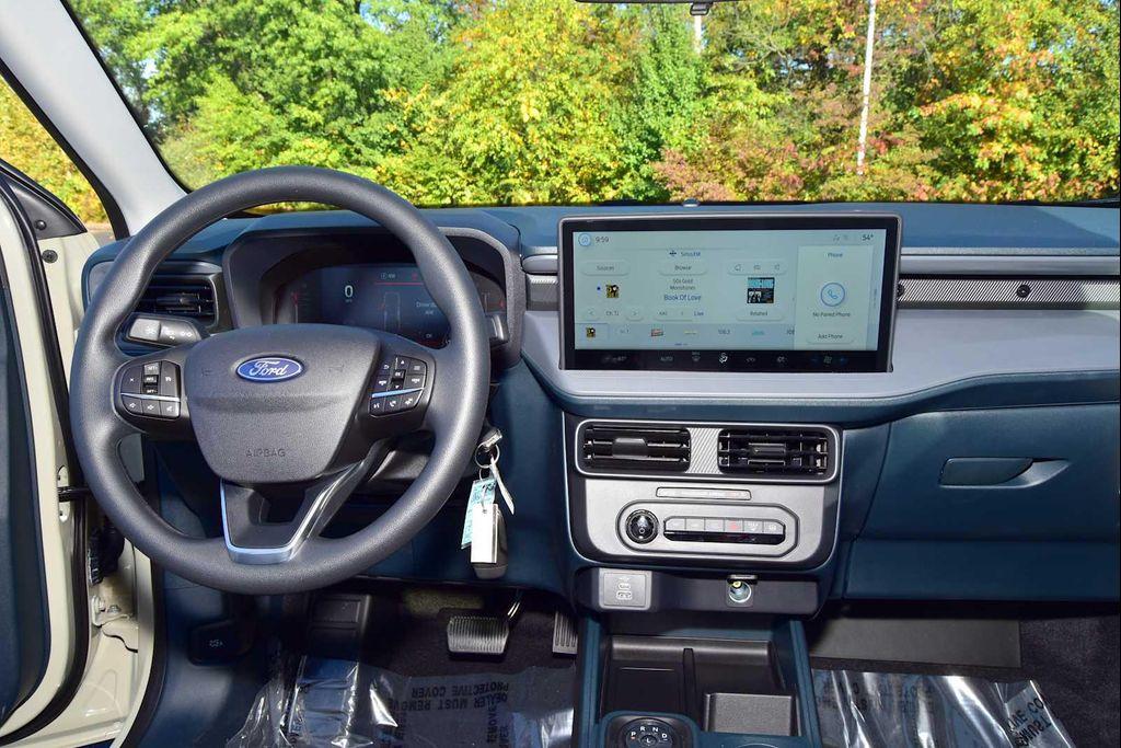 new 2025 Ford Maverick car, priced at $29,270