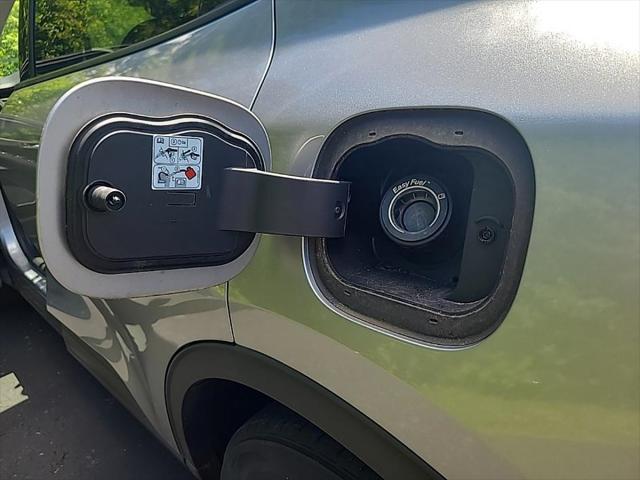 used 2021 Ford Escape car, priced at $20,200