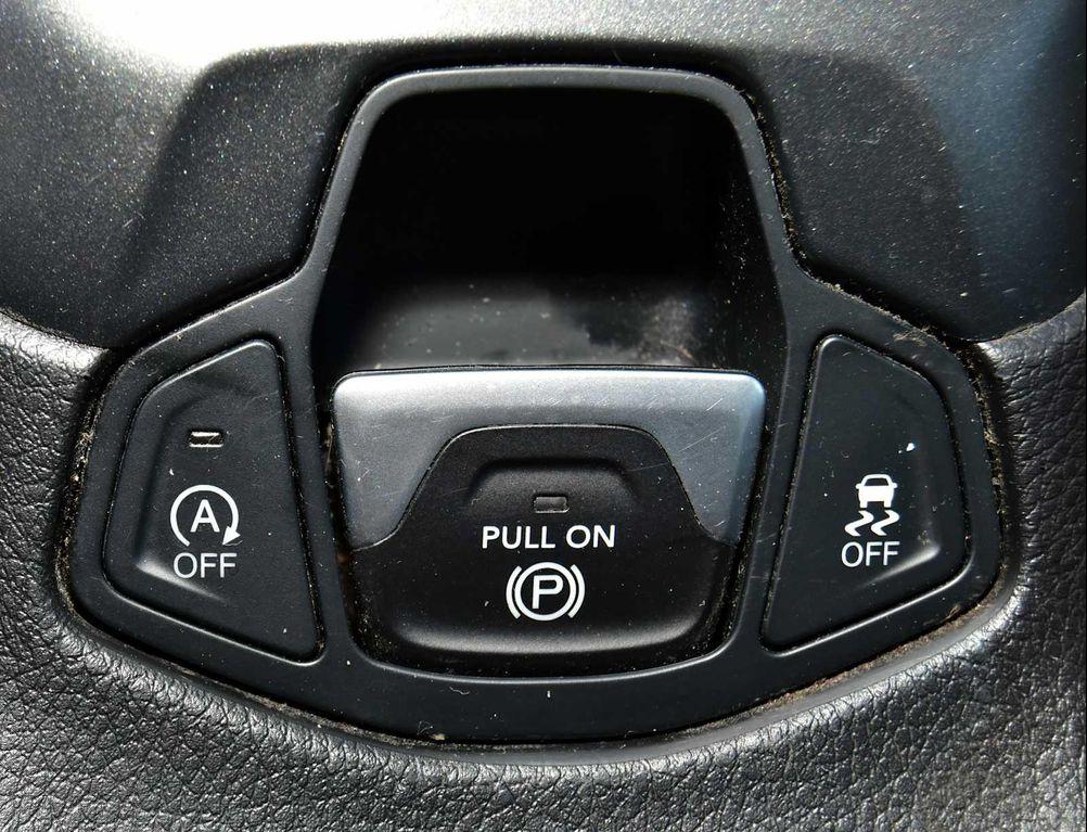 used 2019 Jeep Compass car, priced at $17,300