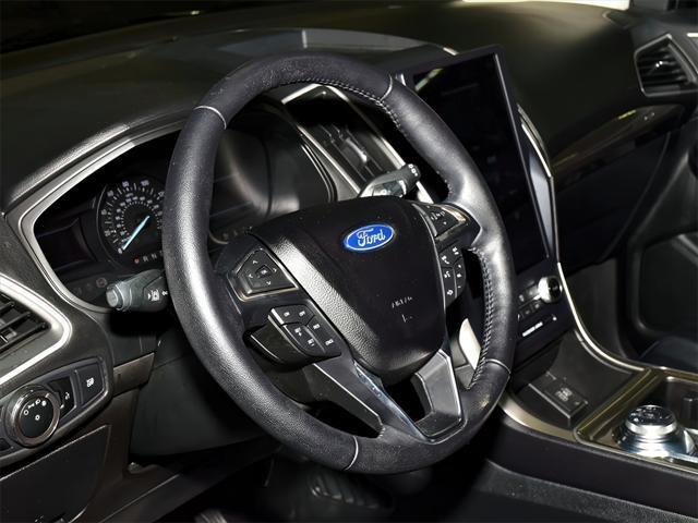 used 2023 Ford Edge car, priced at $28,000