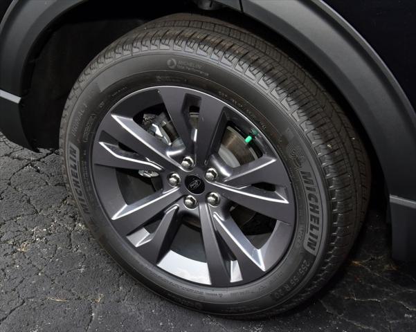 new 2025 Ford Explorer car, priced at $48,496